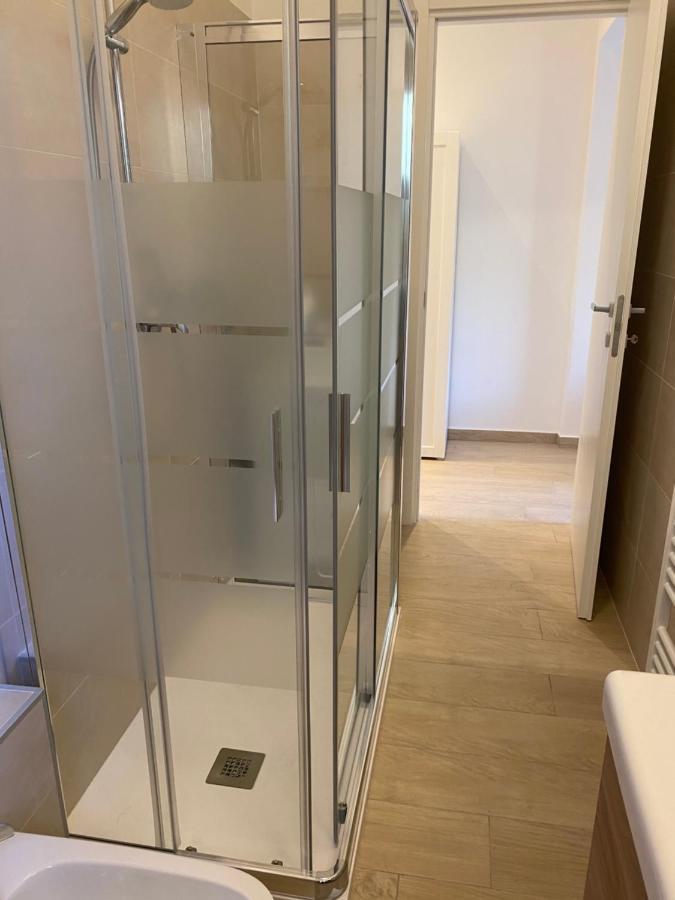 Modern City Apartment Modena Buitenkant foto