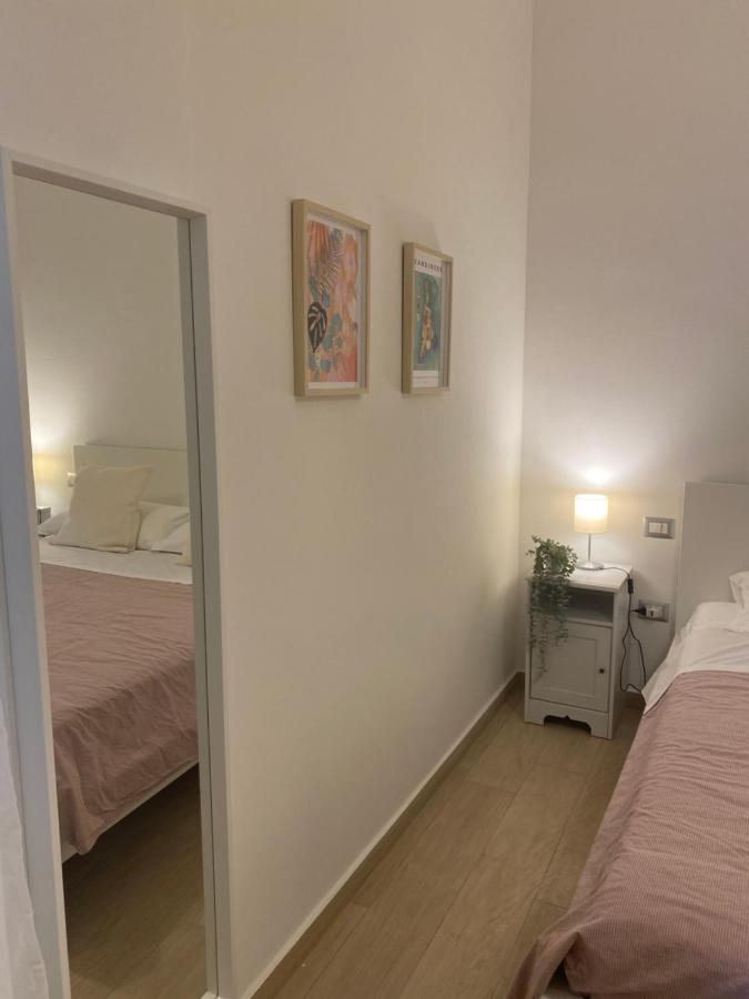 Modern City Apartment Modena Buitenkant foto