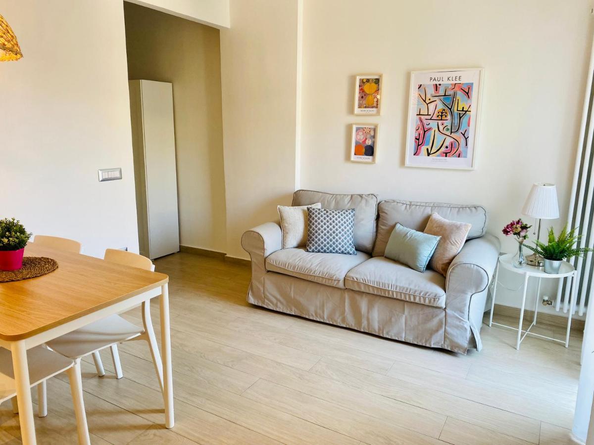 Modern City Apartment Modena Buitenkant foto