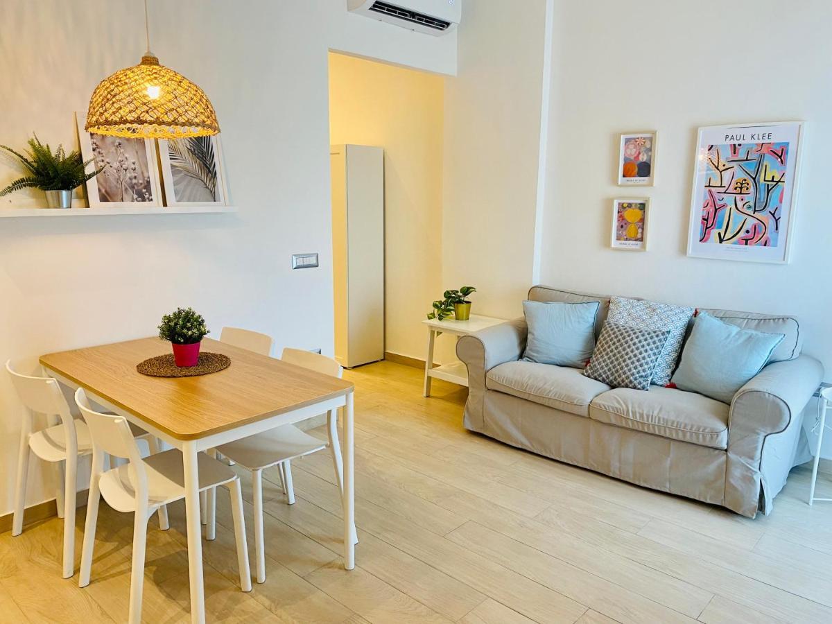Modern City Apartment Modena Buitenkant foto