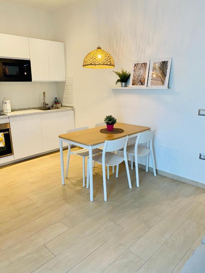 Modern City Apartment Modena Buitenkant foto