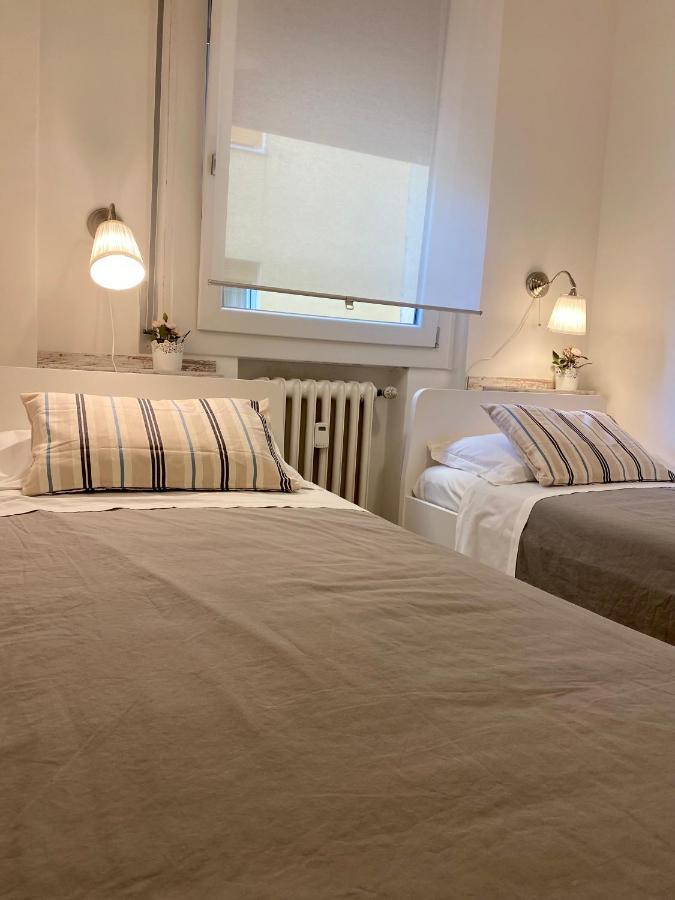 Modern City Apartment Modena Buitenkant foto